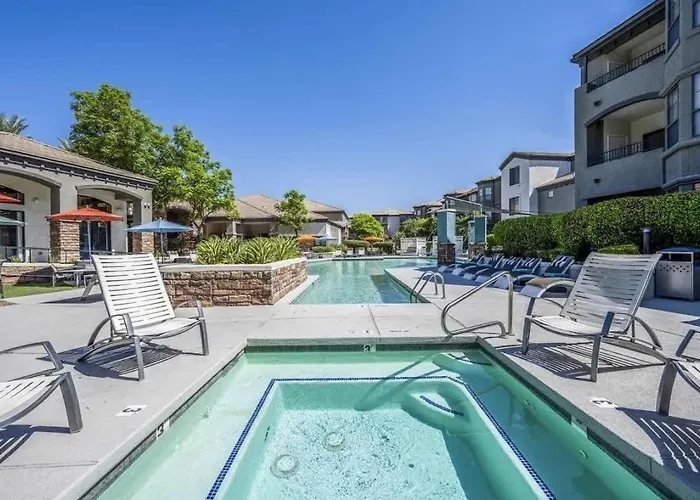 Boulevard 1br By Stadium Pool Parking Gym 03