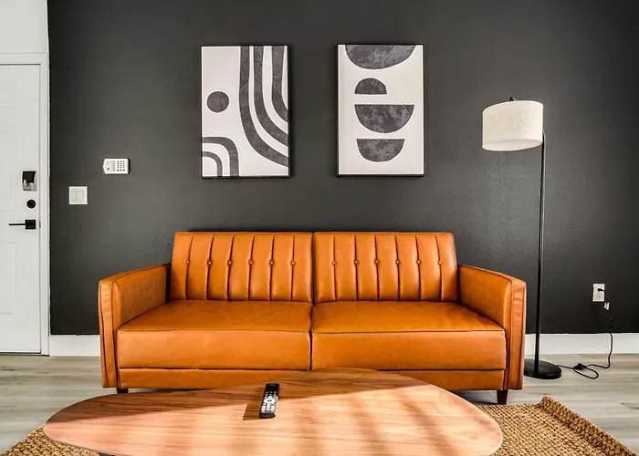 Boulevard 1br By Stadium Pool Parking Gym 03 * Glendale