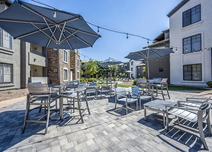 Apartment Boulevard 1br By Stadium Pool Parking Gym 03