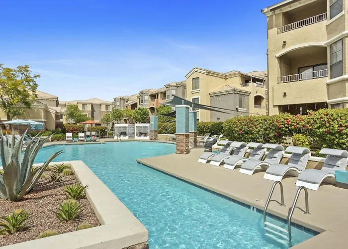 Boulevard 1br By Stadium Pool Parking Gym 03 * Glendale
