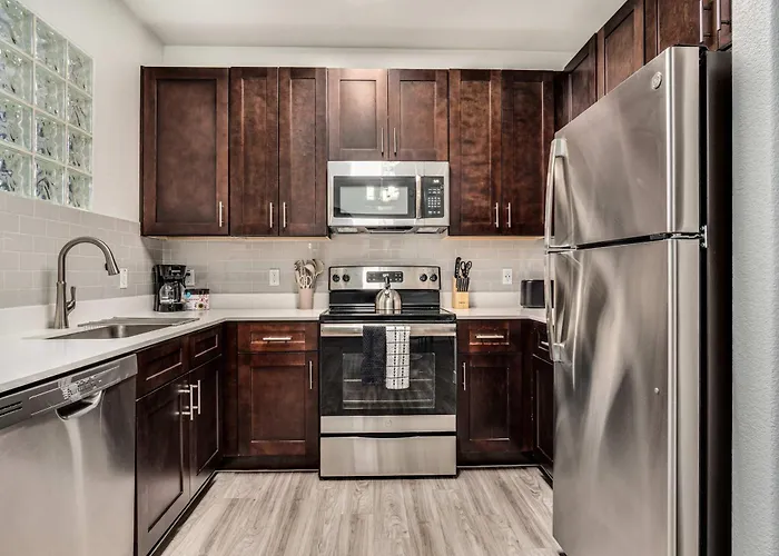 Boulevard 1br By Stadium Pool Parking Gym 03